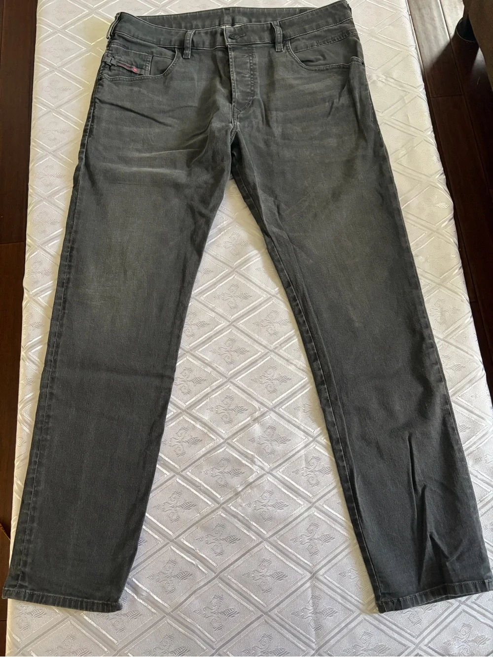 Diesel Men’s Slim Straight Jeans in Charcoal Gray